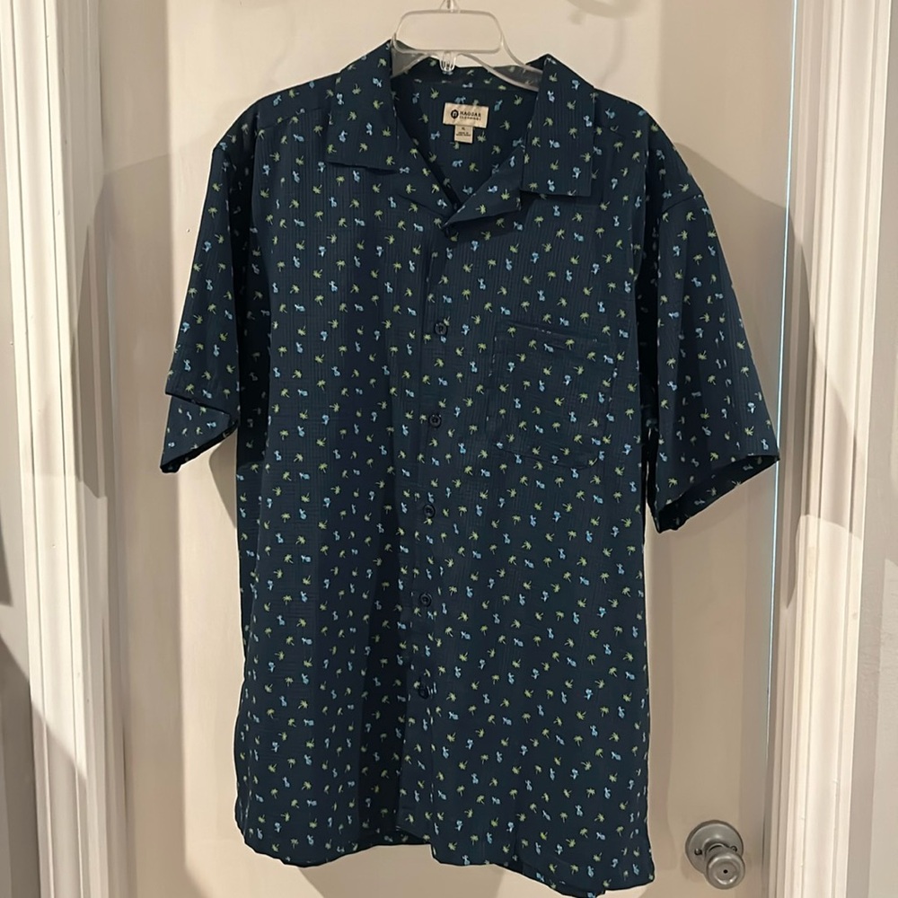 Great looking summer time button down shirt